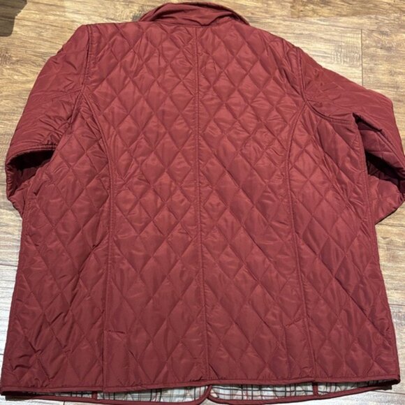Three Hearts Quilted lightweight Jacket in Deep warm Red 1X - Picture 9 of 12